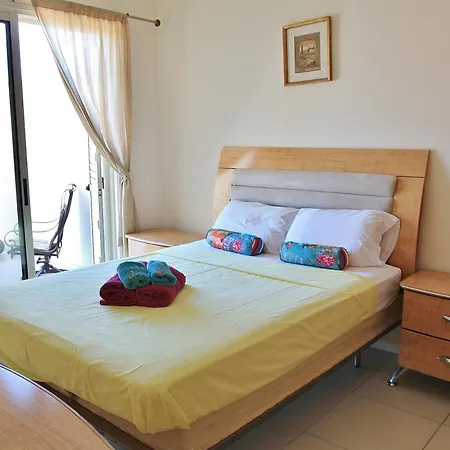 Atlantica 4 Bedroom Near The Paralimni